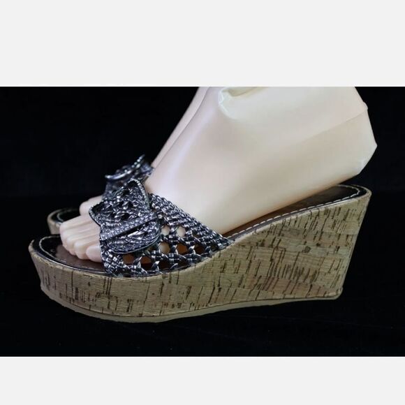 Yellow Box Silver Braid Platform Cork Wedge Size 6. - Picture 8 of 10